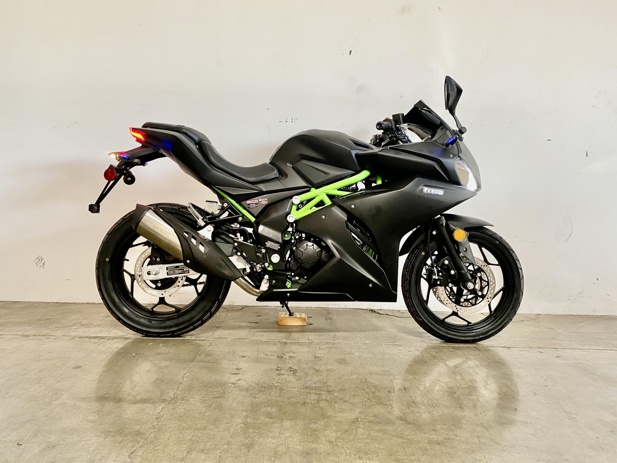 BELMONTE BIKES 250cc Venom X22R MAX Motorcycle 6-Speed EFI Street Legal for Adults Beginner Motorcycle Freeway Learning Sport Bike