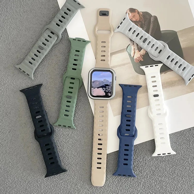 Sport Strap For Apple Watch Ultra band 49mm 45mm 40mm 44mm 42mm 41mm 38mm Silicone Air hole Bracelet iWatch Serie 8 7 6 SE 5 4 3